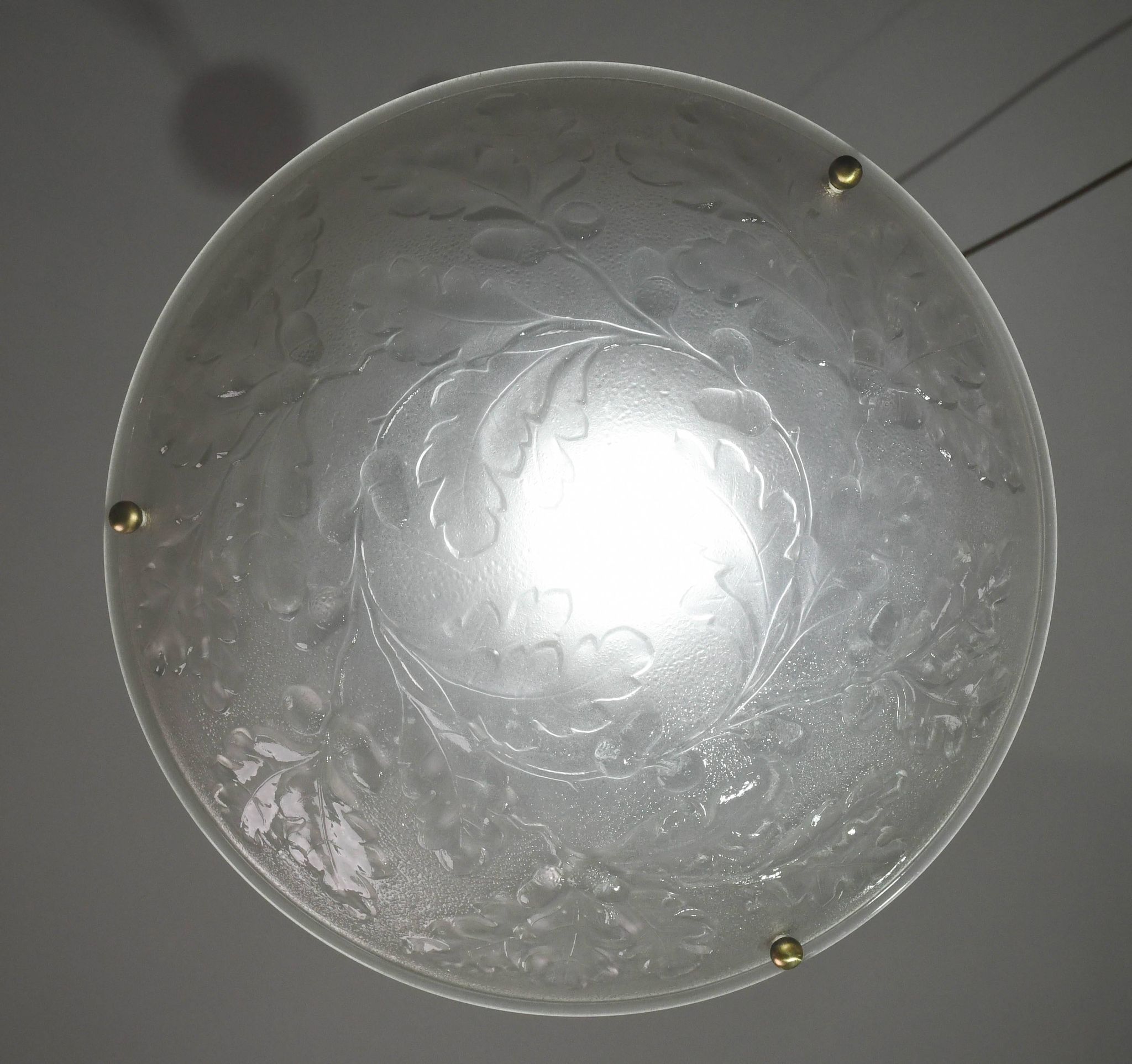 French Art Deco glass bowl pendant chandelier with floral pattern, 1950