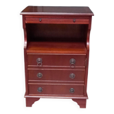 Petit cabinet vintage de célibataire - table de chevet