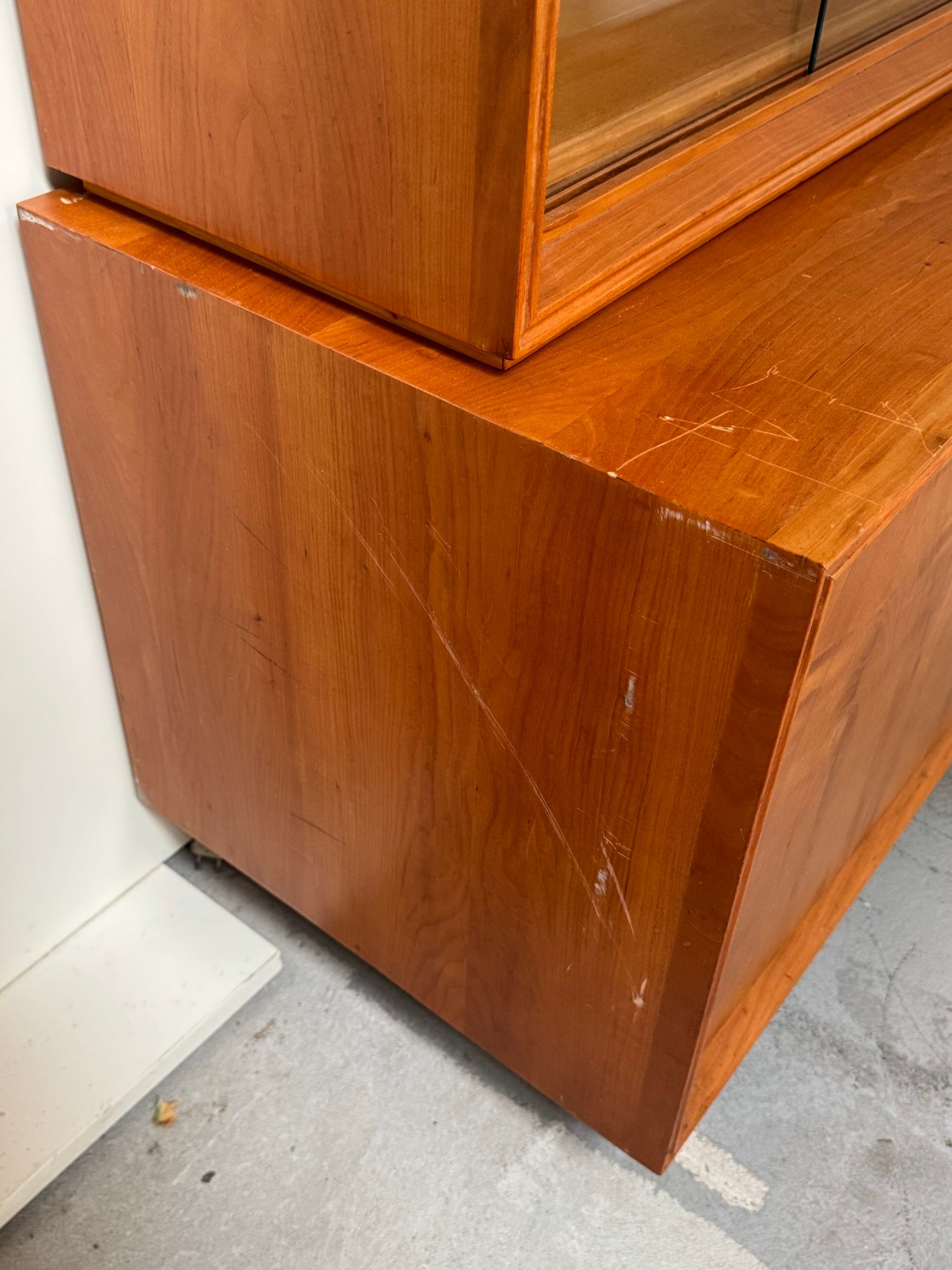 Display cabinet