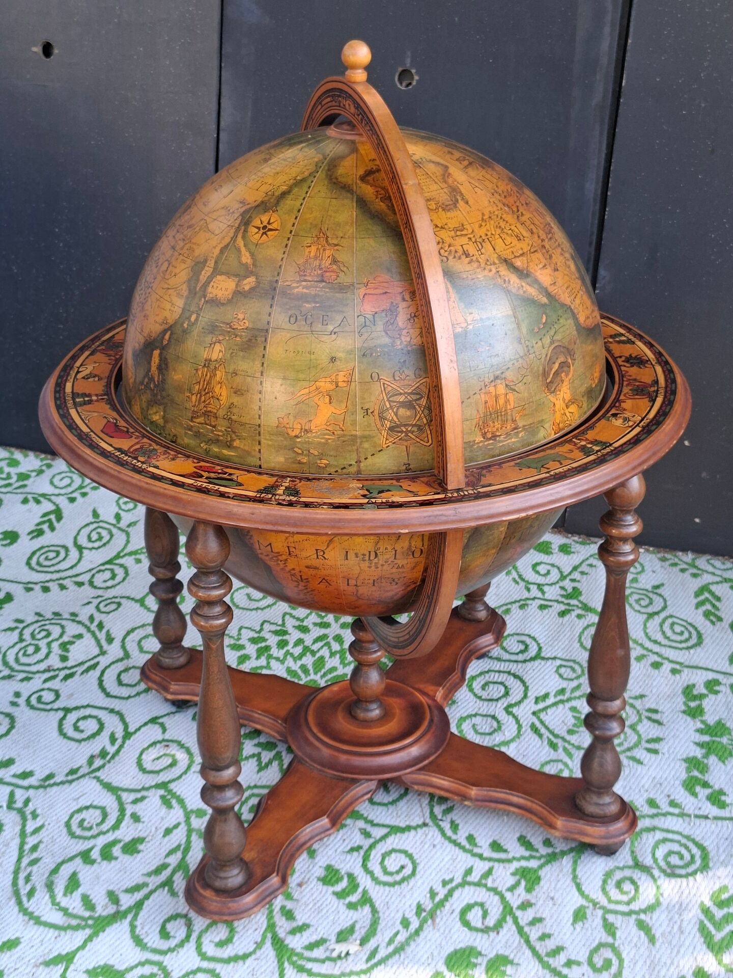 Bar world map