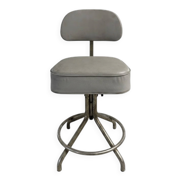 Title Vintage adjustable workshop chair – patinated metal & grey faux leather