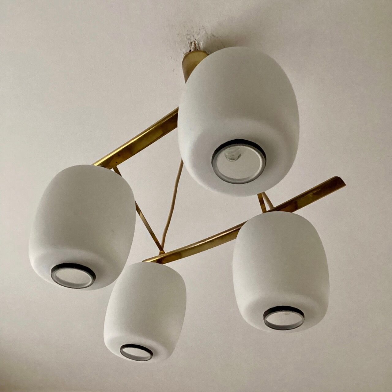 Opaline suspension 50s