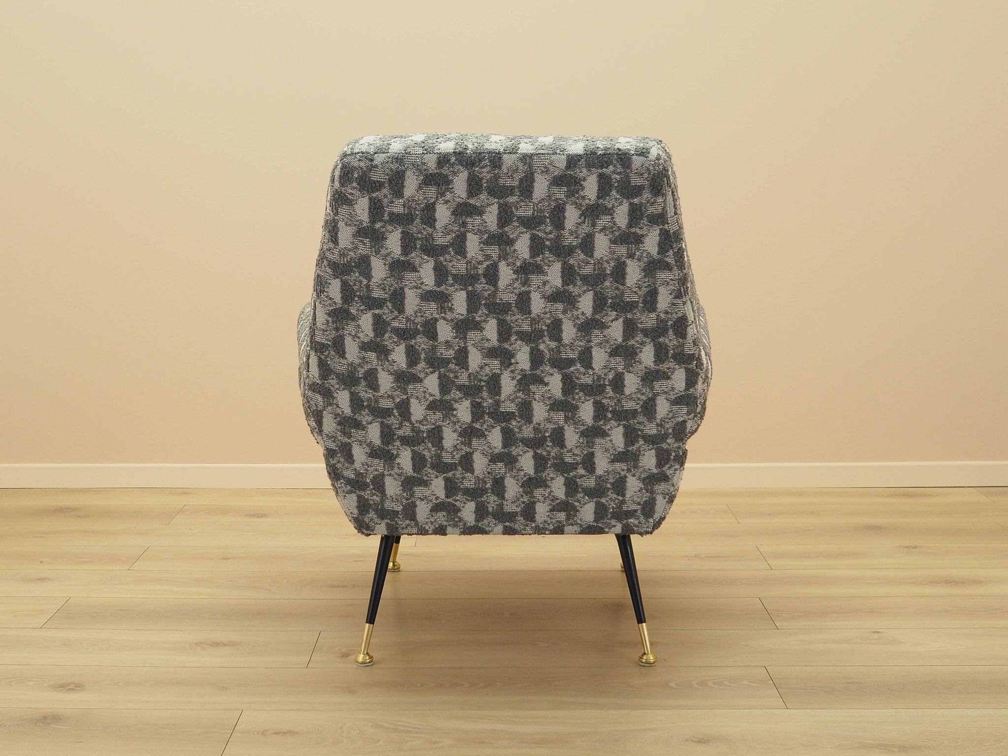 Lounge armchair, Italian design, 1970s, made in Italy