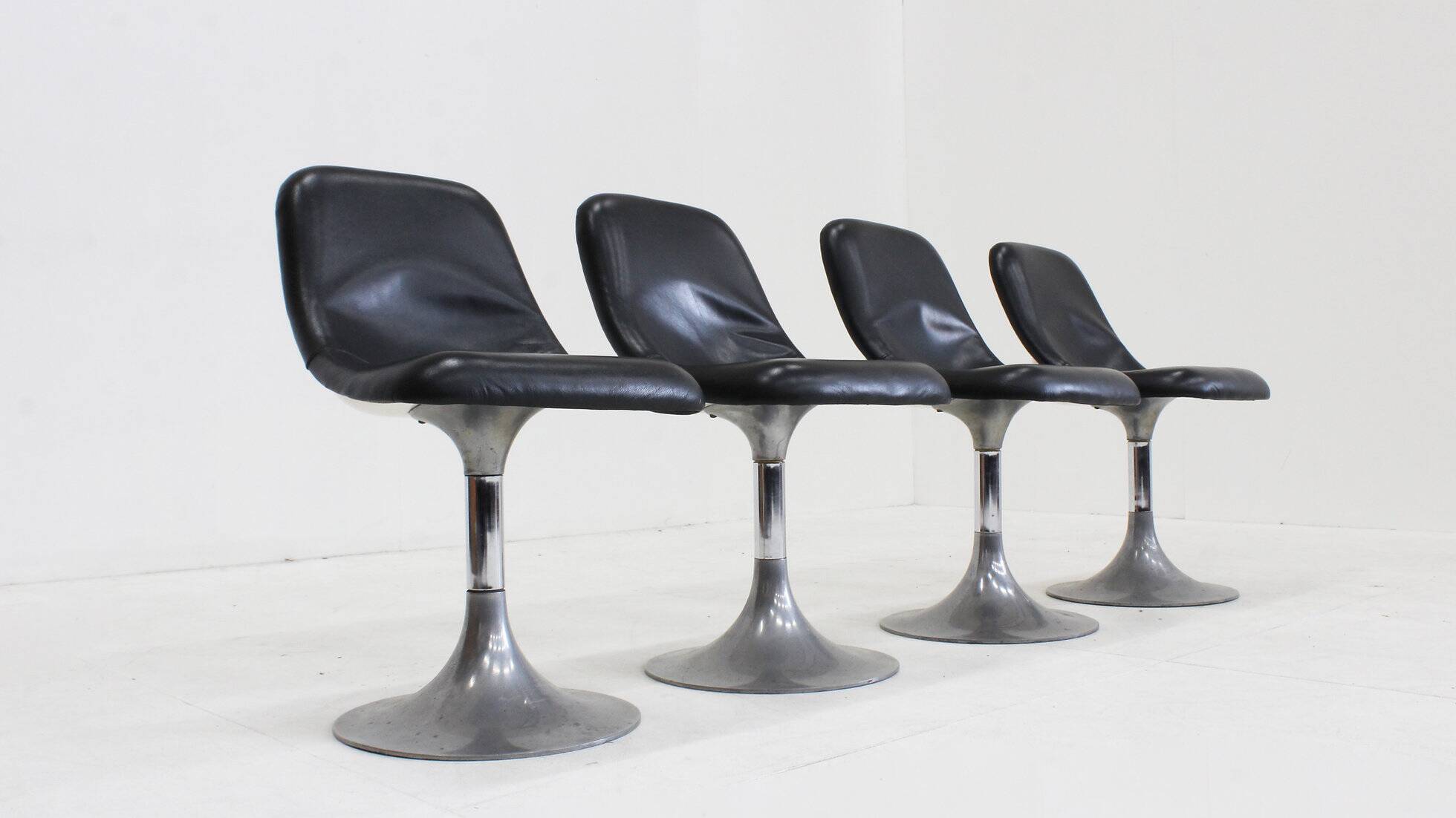 Vintage dining room chairs 1970s
