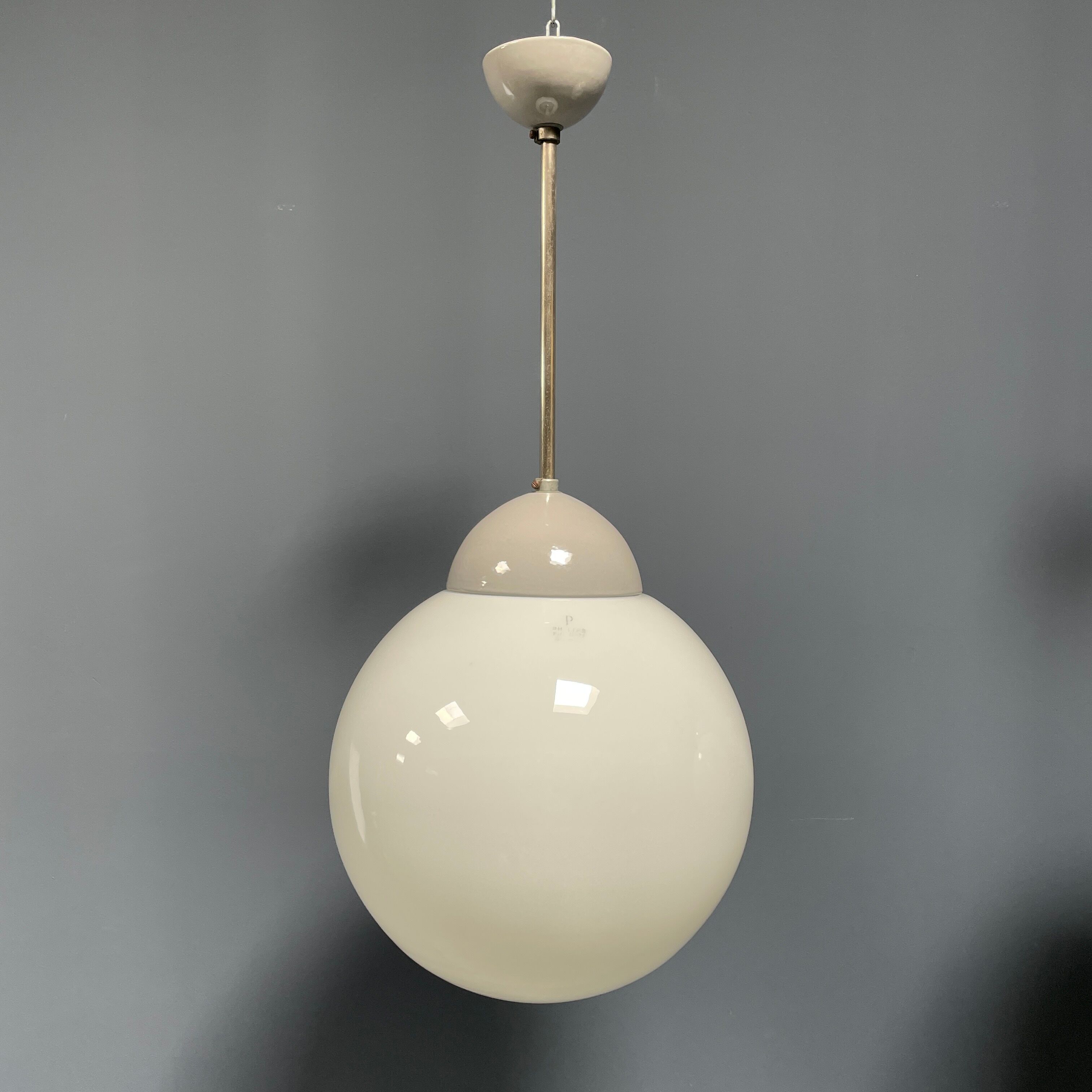 Ensemble de deux suspensions opalines Philips Phililight
