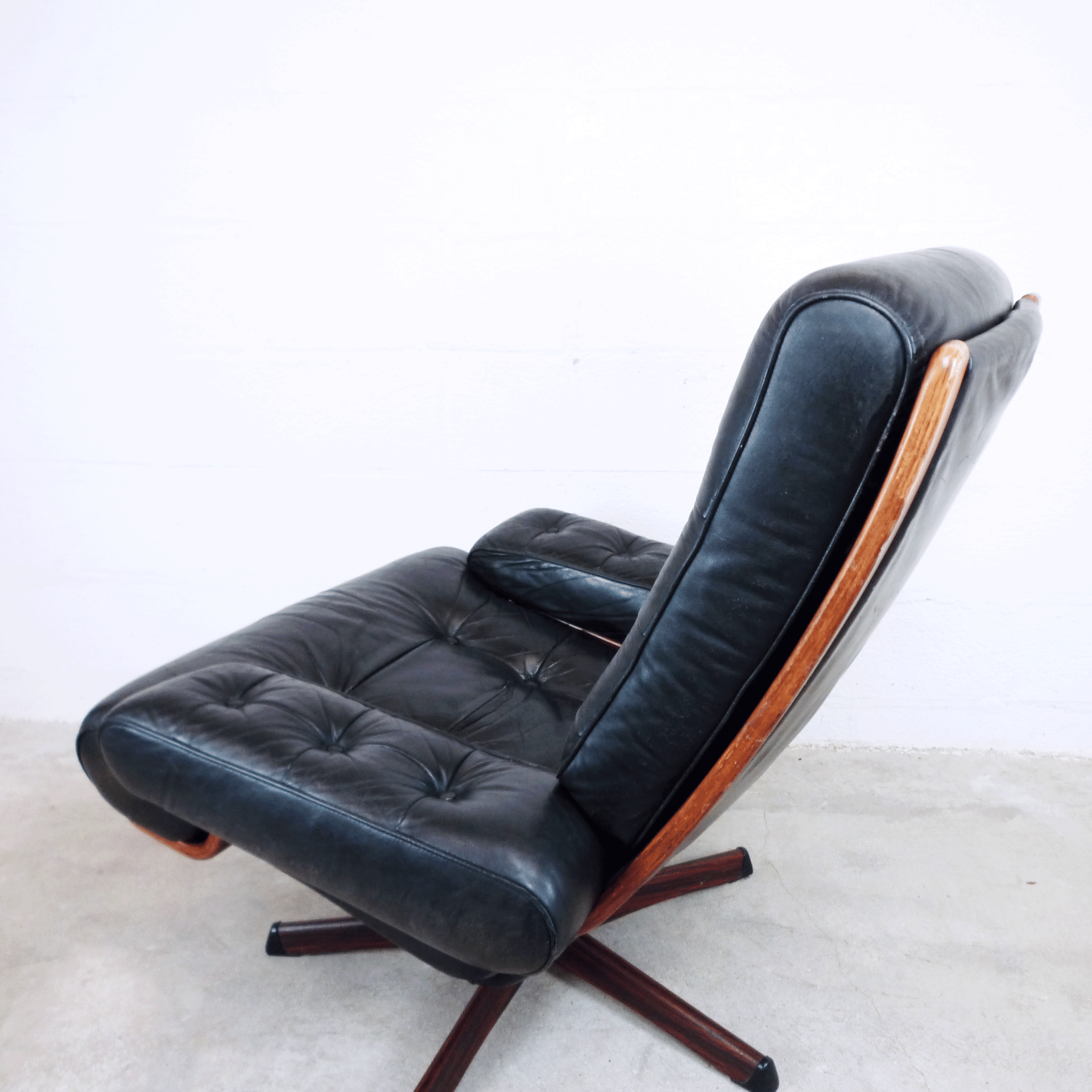 G-MÖBEL armchair leather, 1970