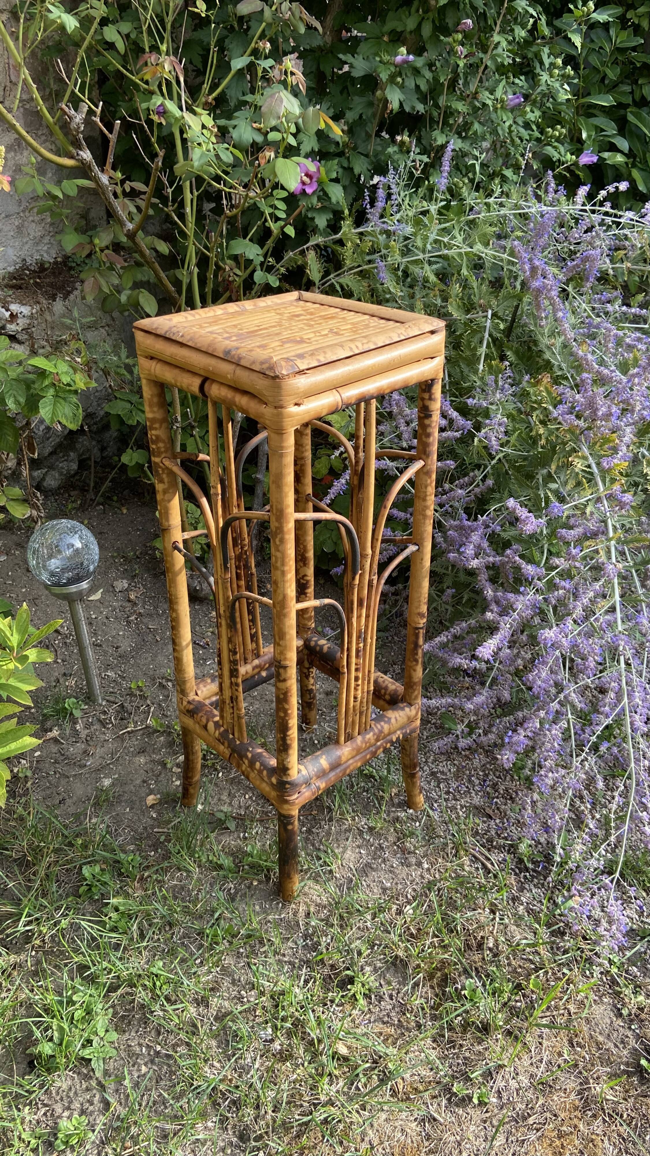 Plant holder or harness in rattan and vintage bamboo