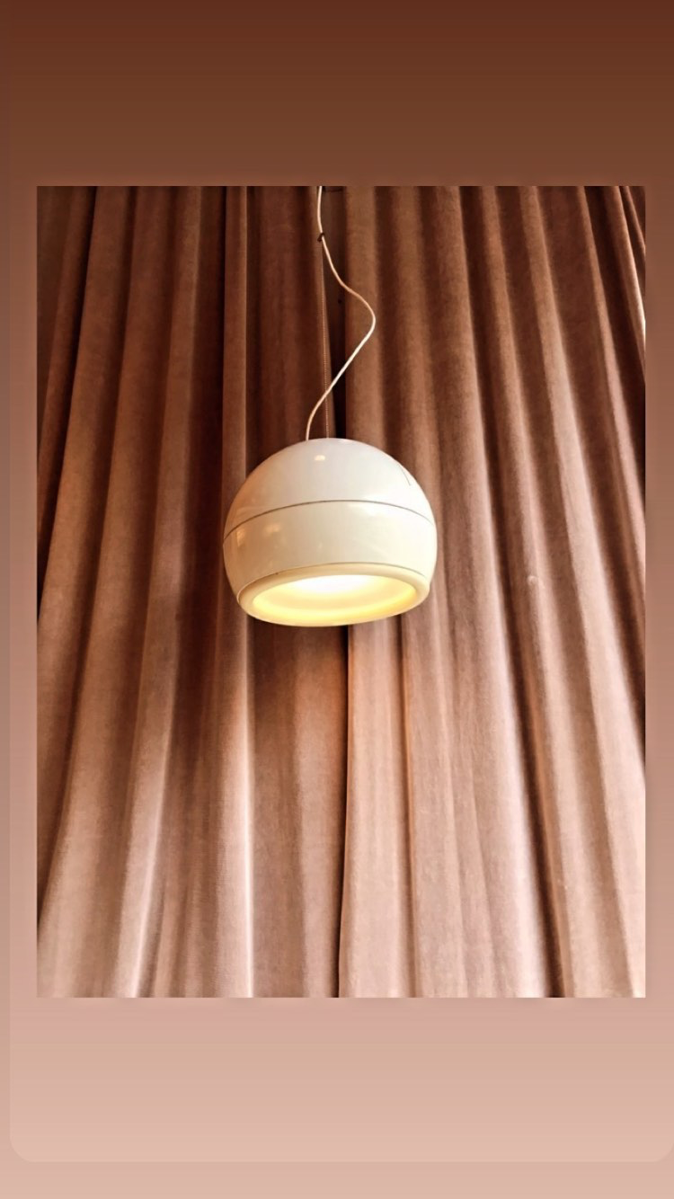 Pallade hanging lamp, Studio Tetrarch edition Artemide, 1968