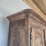 Armoire d'époque Louis XV 18éme en chêne et noyer massif Aérogommer