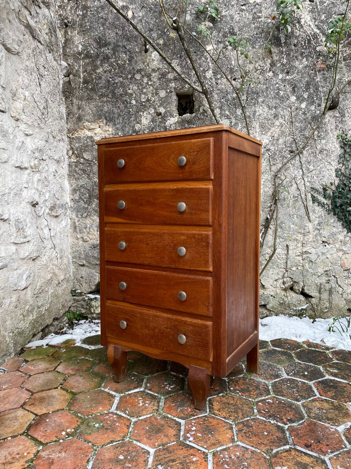 Vintage chest of drawers