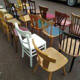 Lot de 20 chaises de bistrot bois dépareillé - vintage