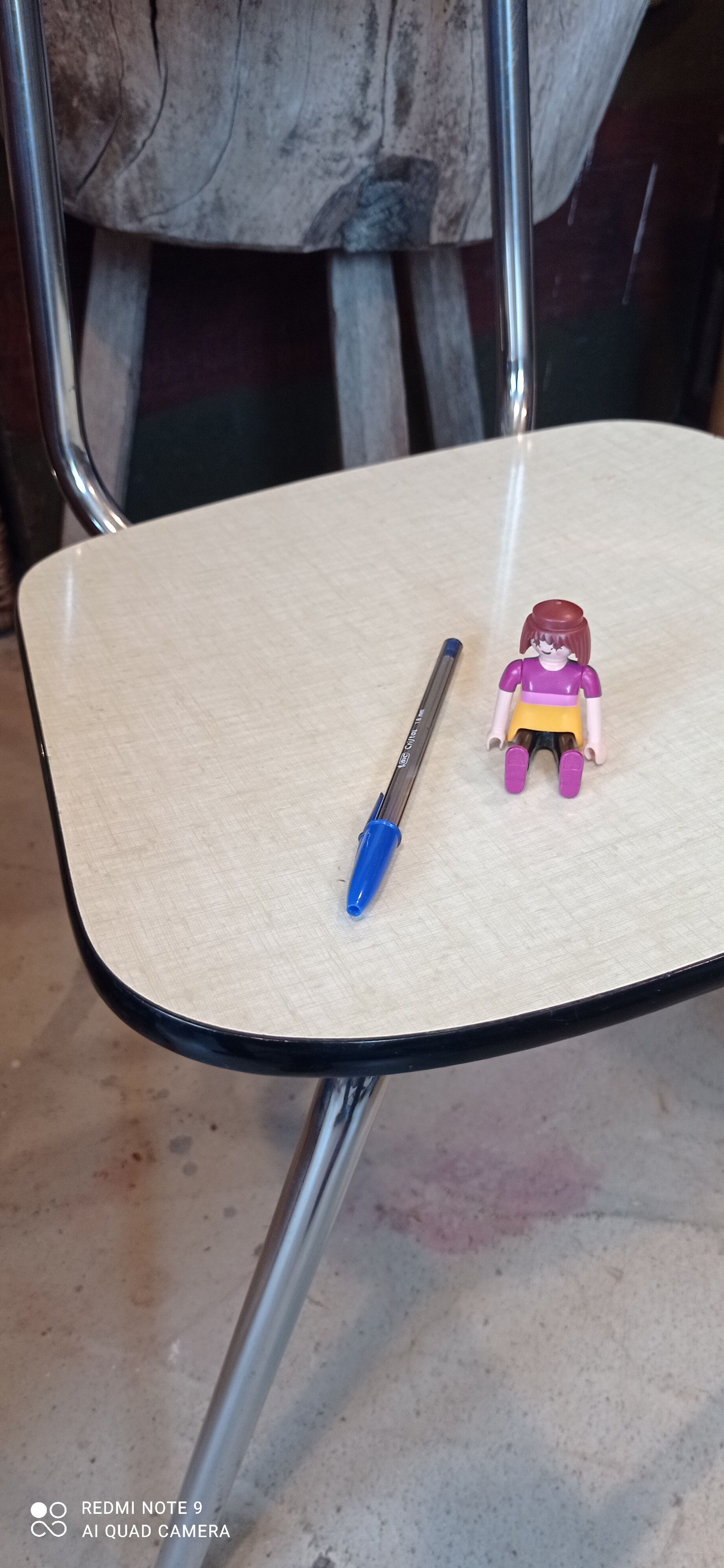 Formica water green chair