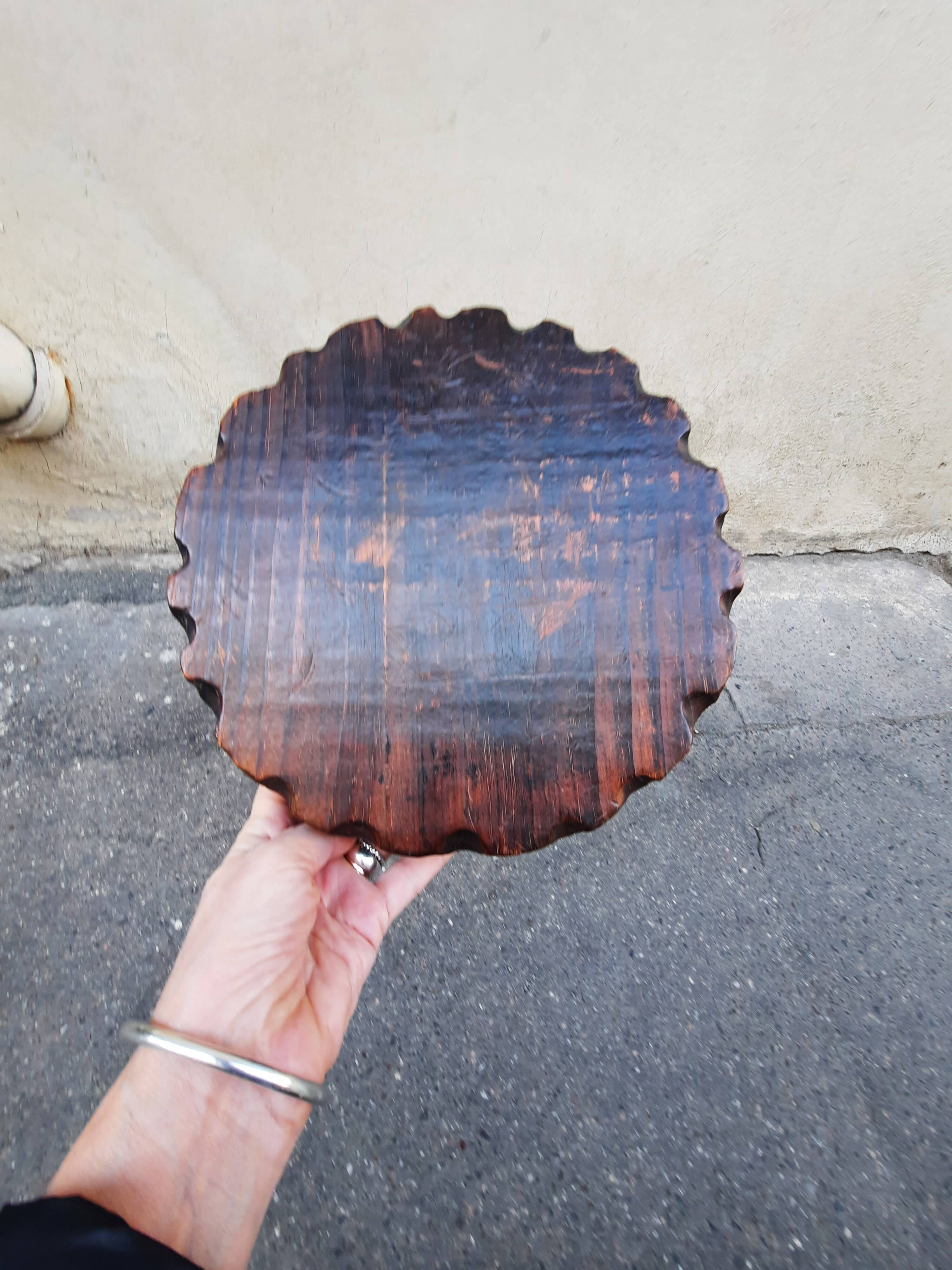 Tripod stool