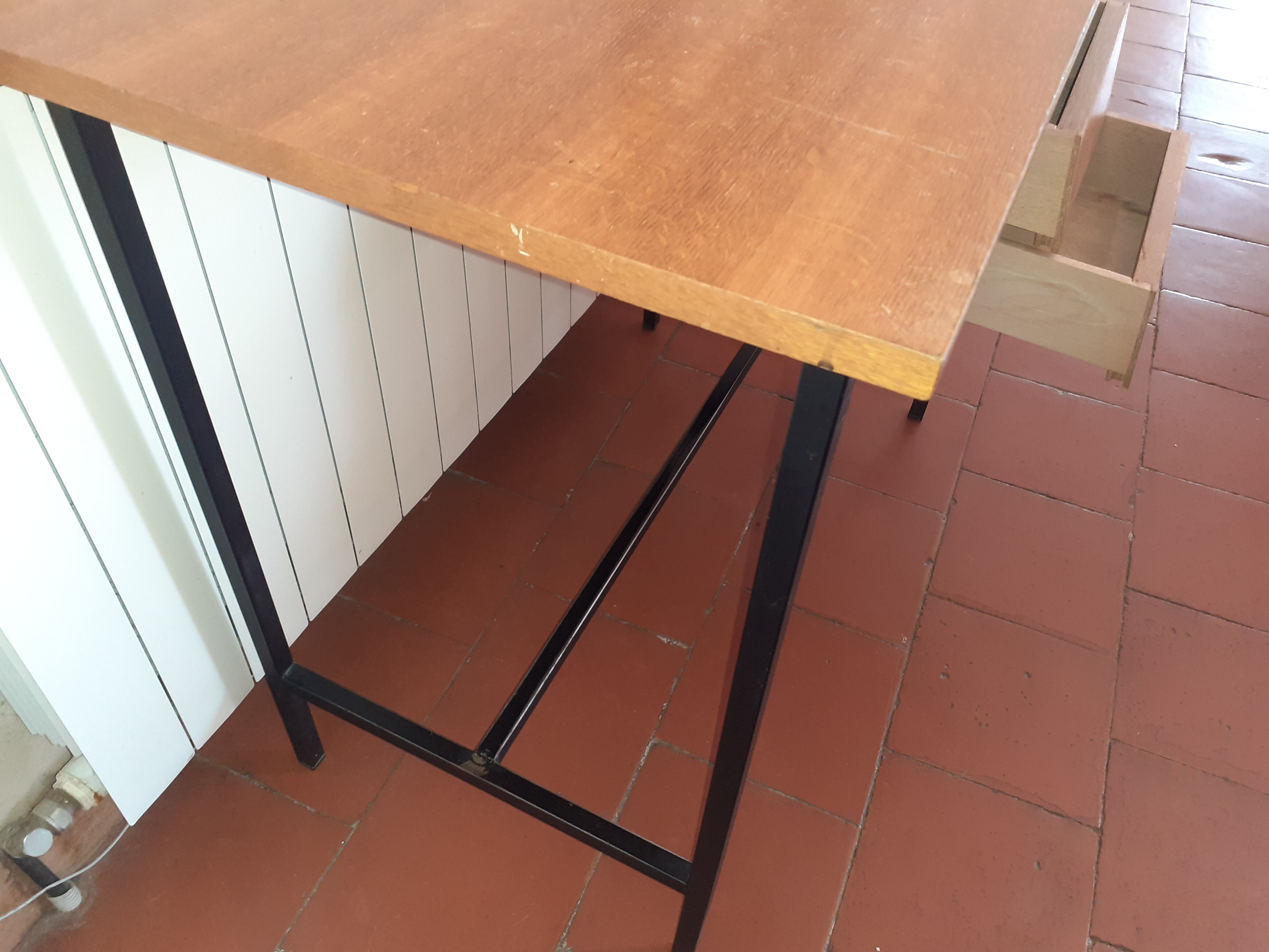 Bureau 1960