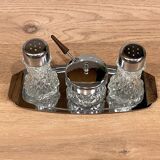 Condiment server