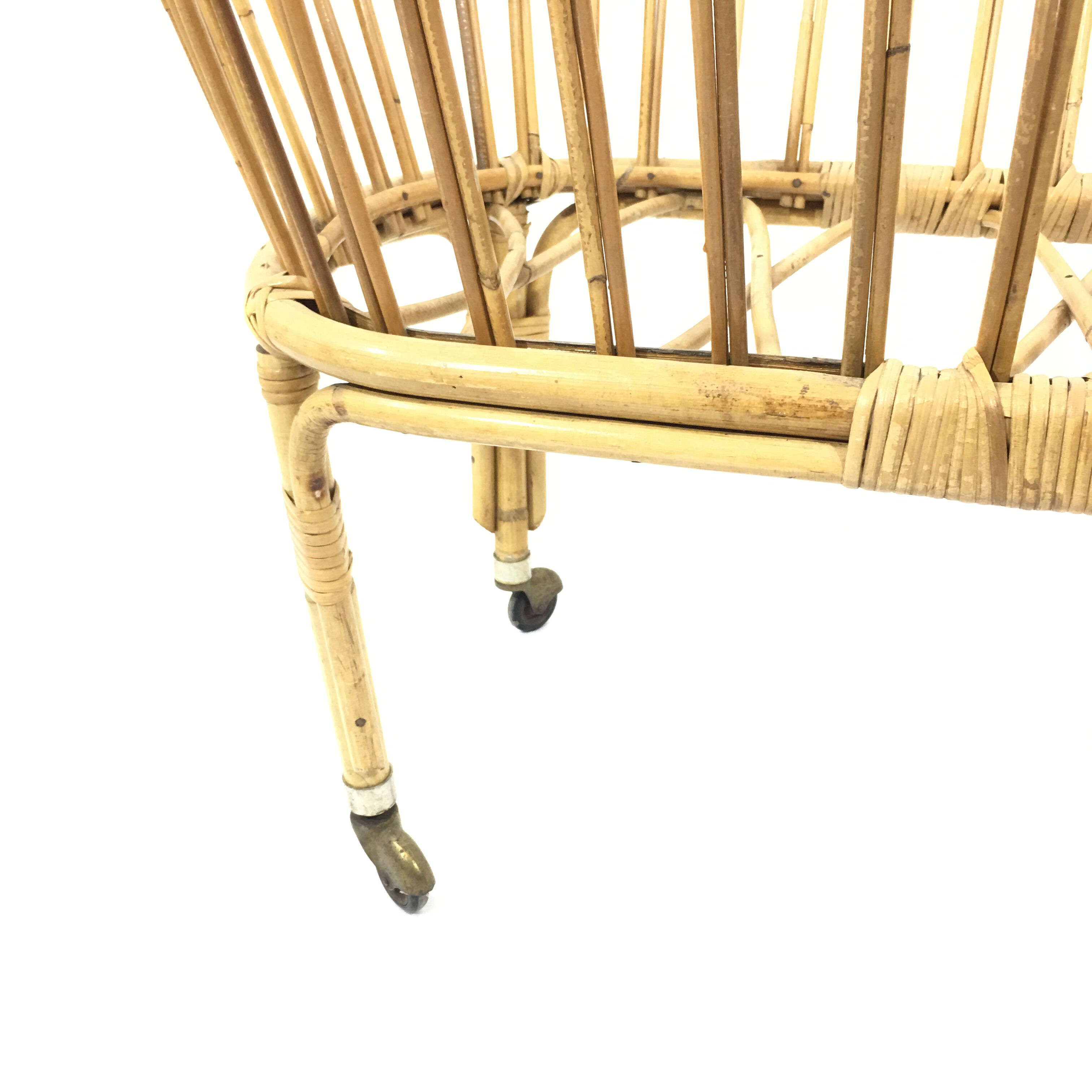 Cradle rattan