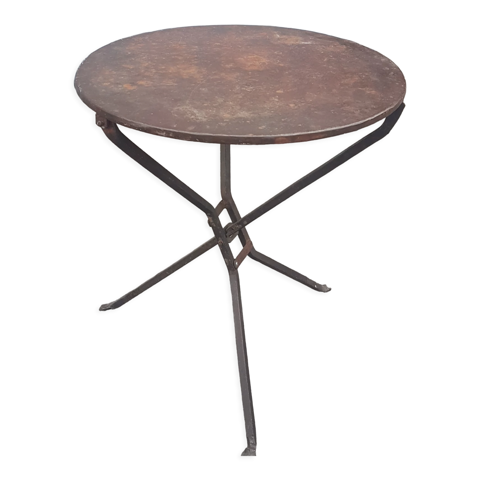 Old foldable tripod pedestal table