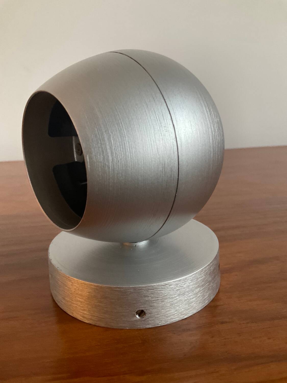 Series of 3 “Lirio” spotlights for Philips