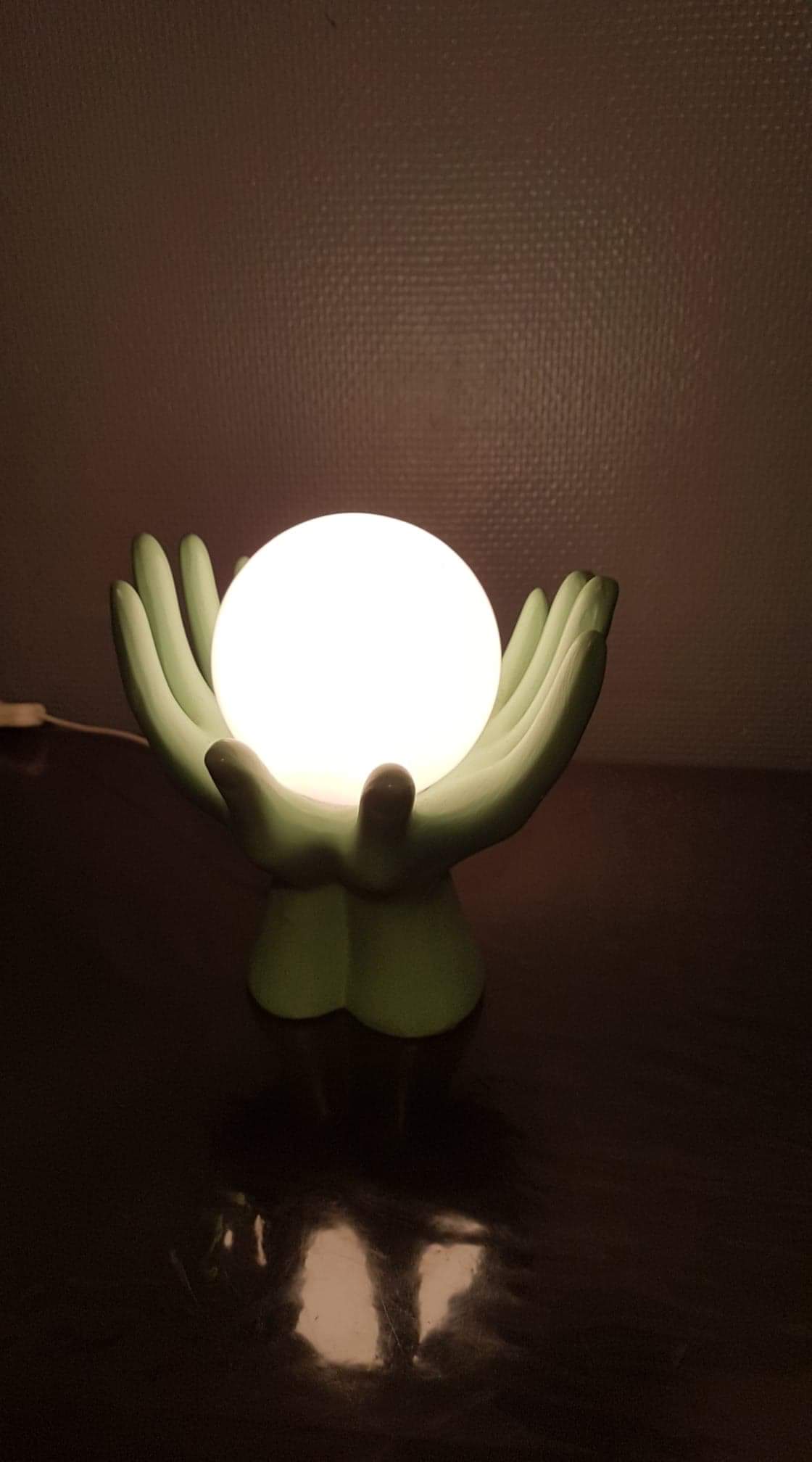Vintage hands lamp globe opaline and green ceramic
