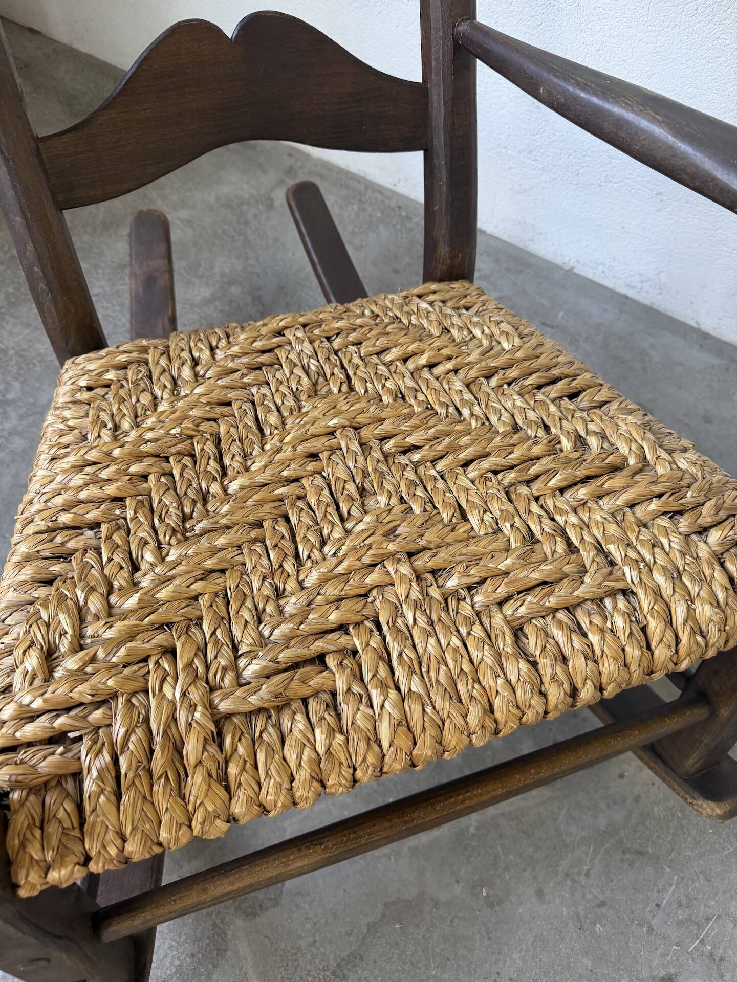 Rocking chair 1900 France cord