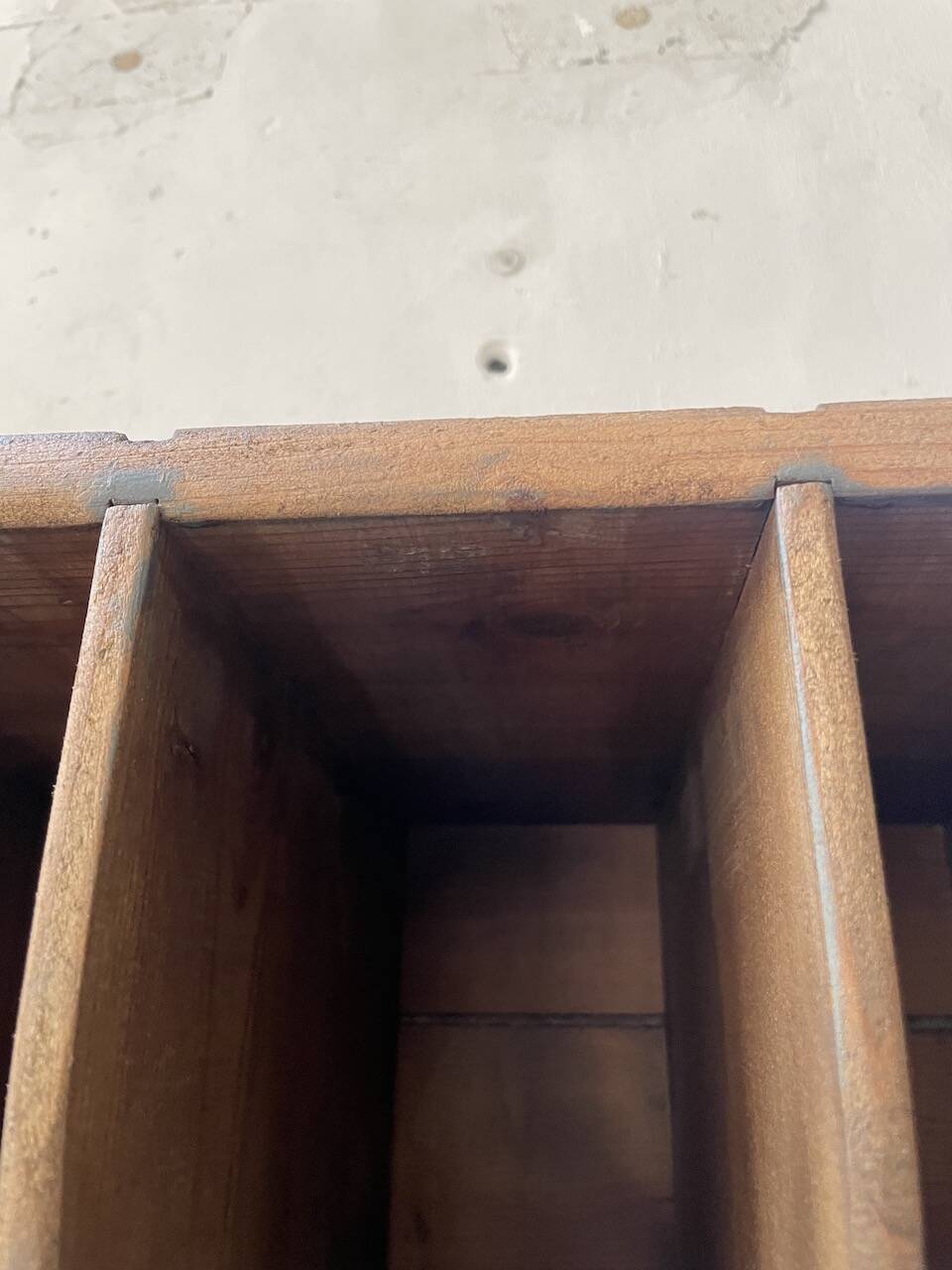 Trade furniture with boxes