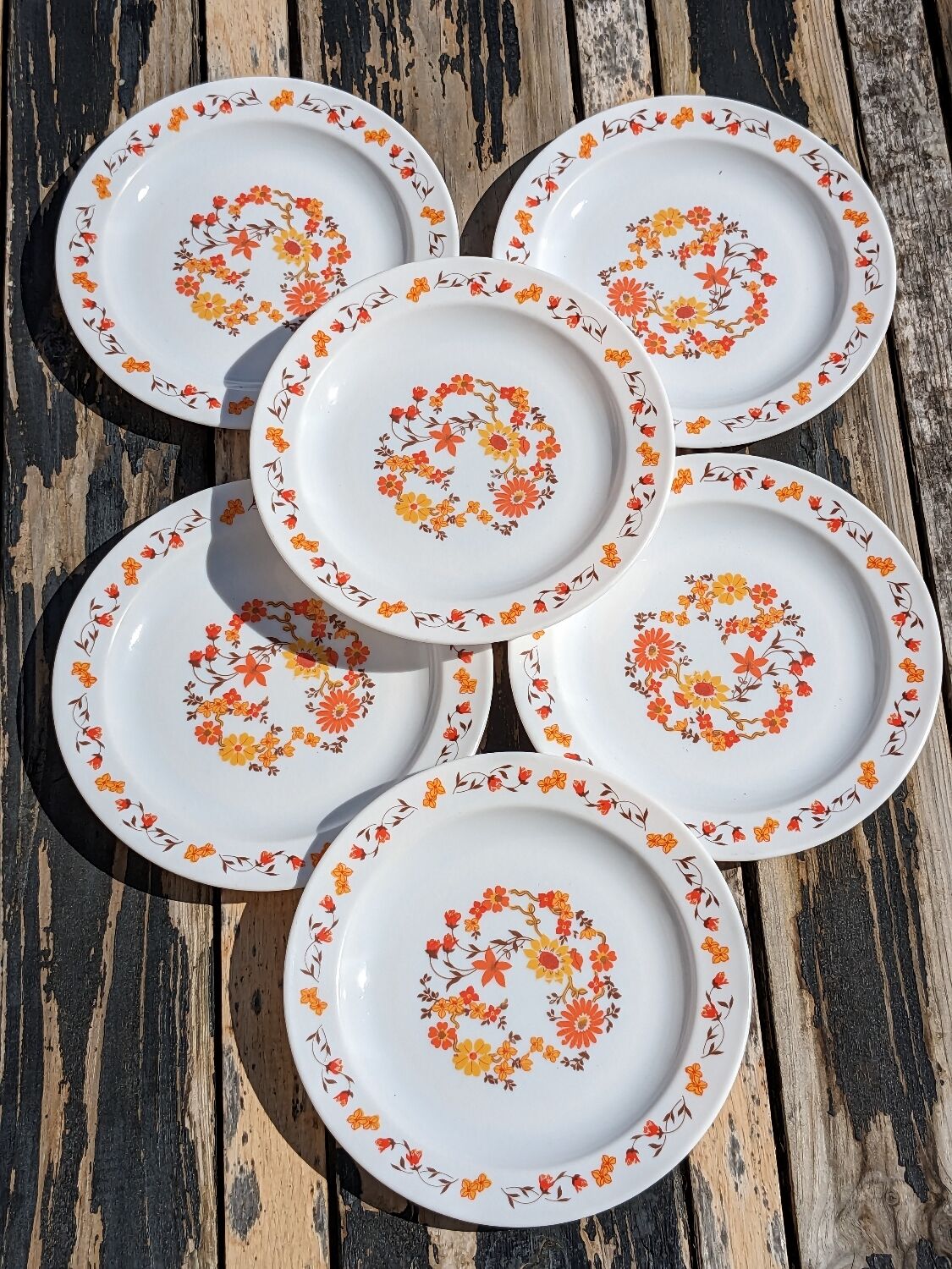 Arcopal dessert plates Scania model 70s