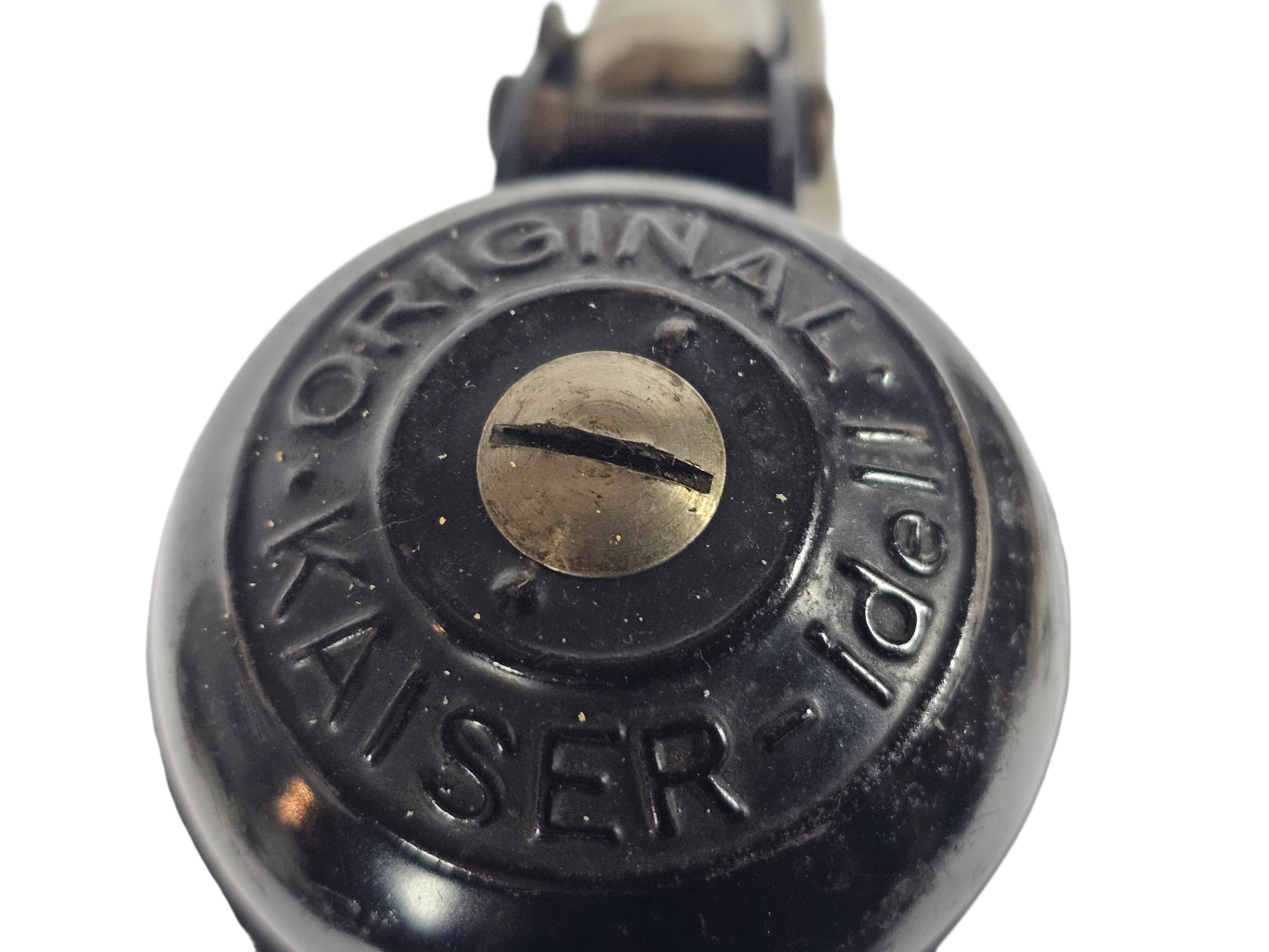 Kaiser Idell - design Christian Dell - desk lamp - metal - enamel - Germany