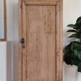 Armoire vintage en bois de chêne