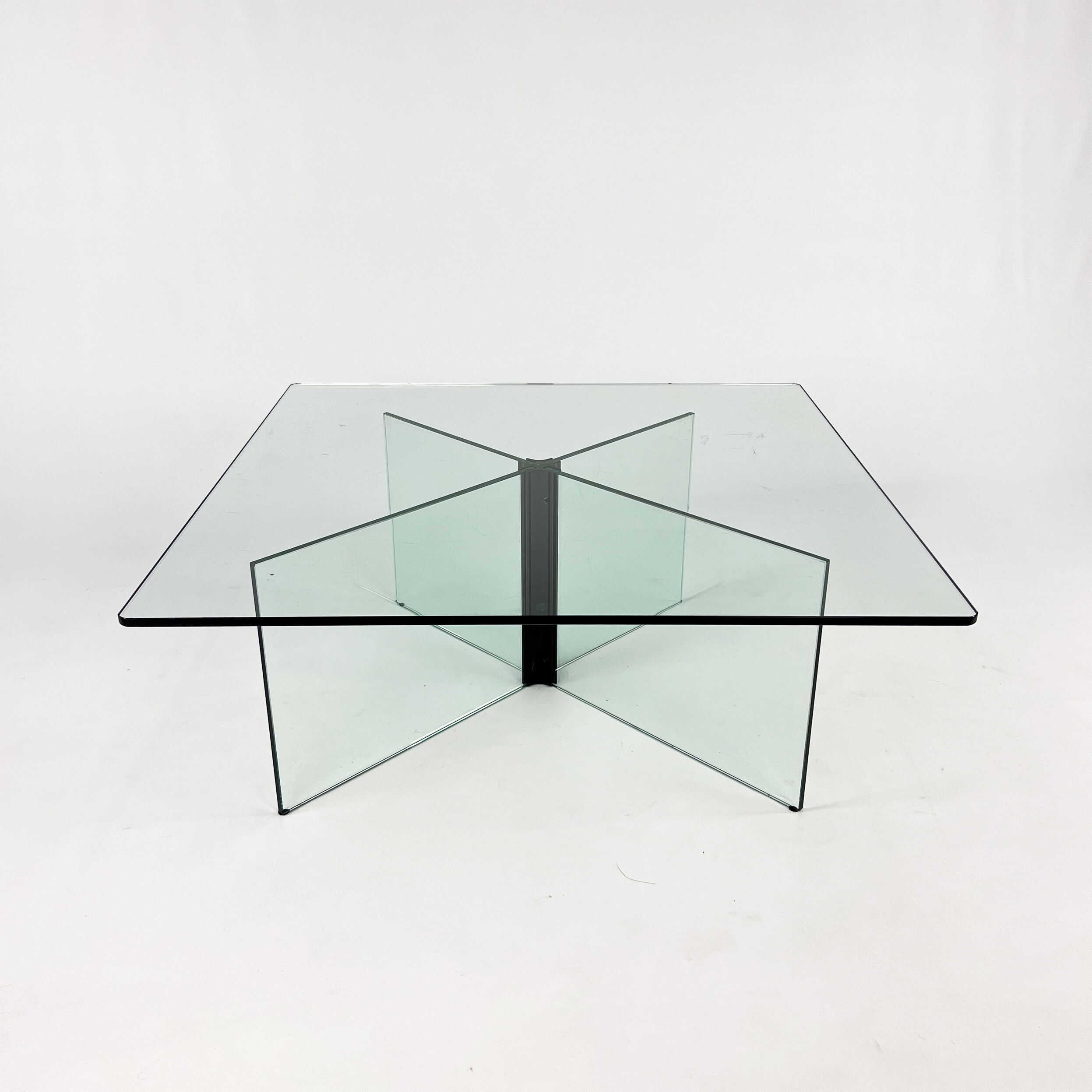 Table basse en verre postmoderne, années 1980