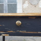 Black and wood table desk
