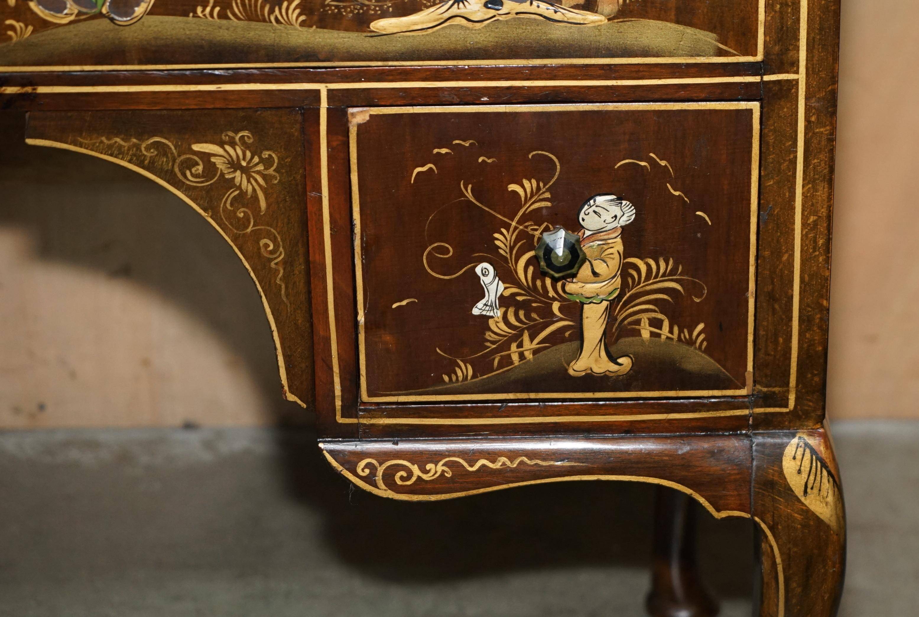 Chinese dresser circa 1920 in walnut with Chinoiserie decoration.