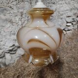 Amber opaline suspension