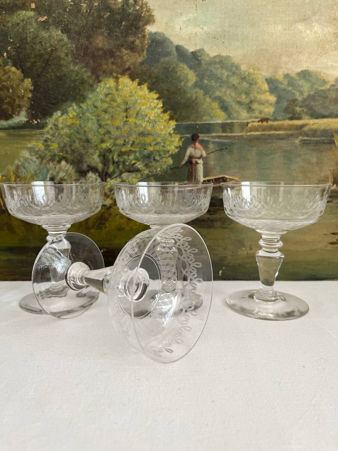 4 antique crystal champagne glasses with interlacing engraving