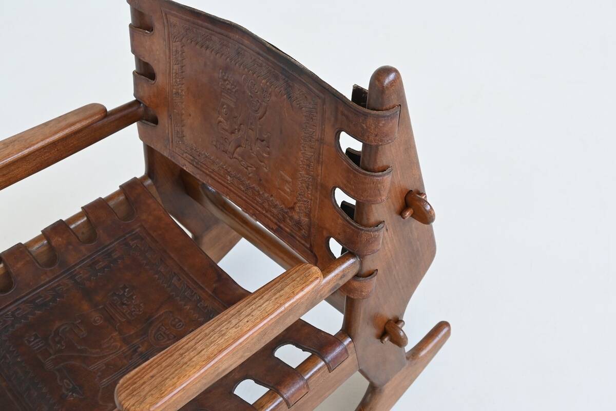 Angel Pazmino rocking chair and hocker Muebles de Estilo Ecuador 1960