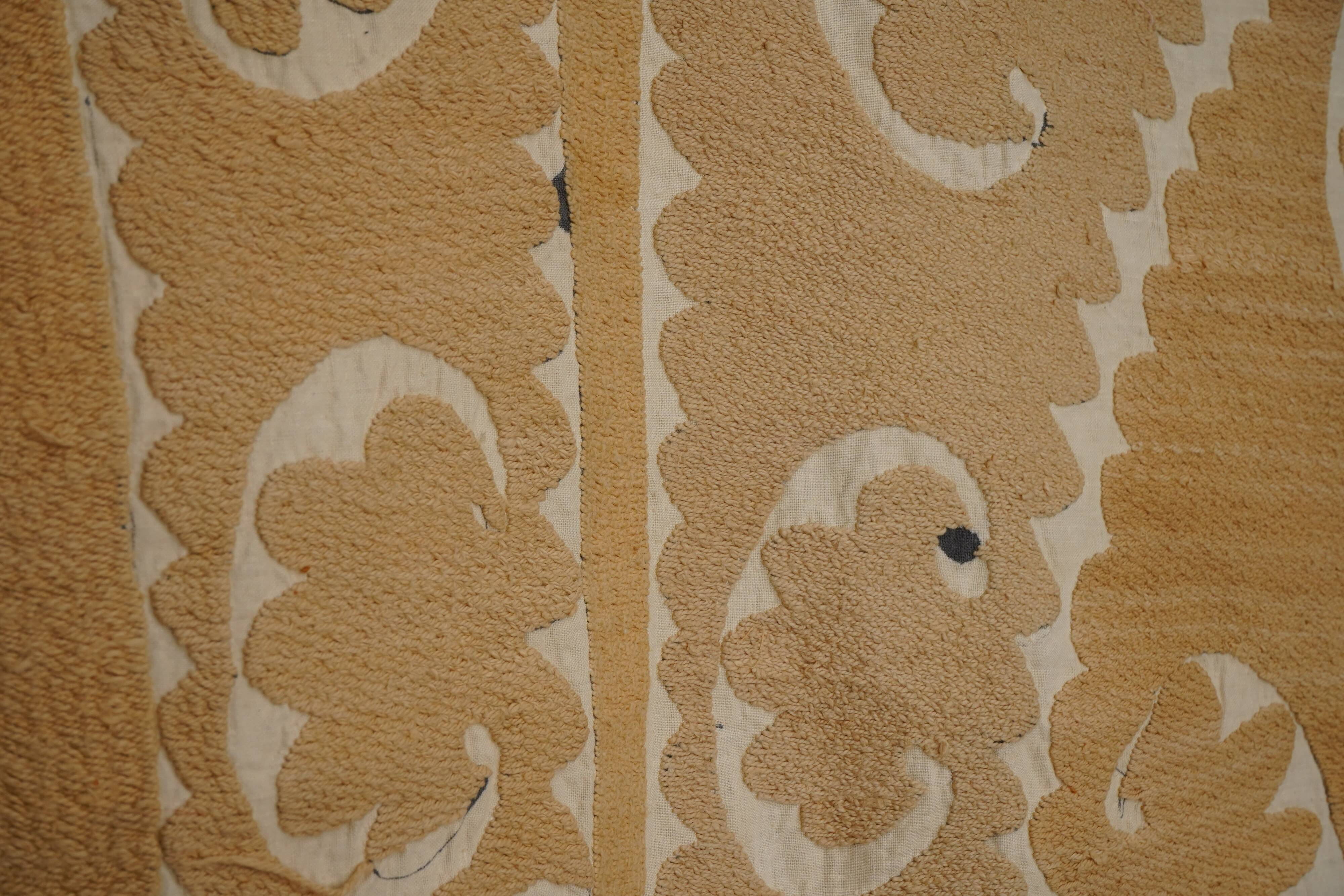 Vintage Turkish rug, hand-knotted, 129x146 cm.