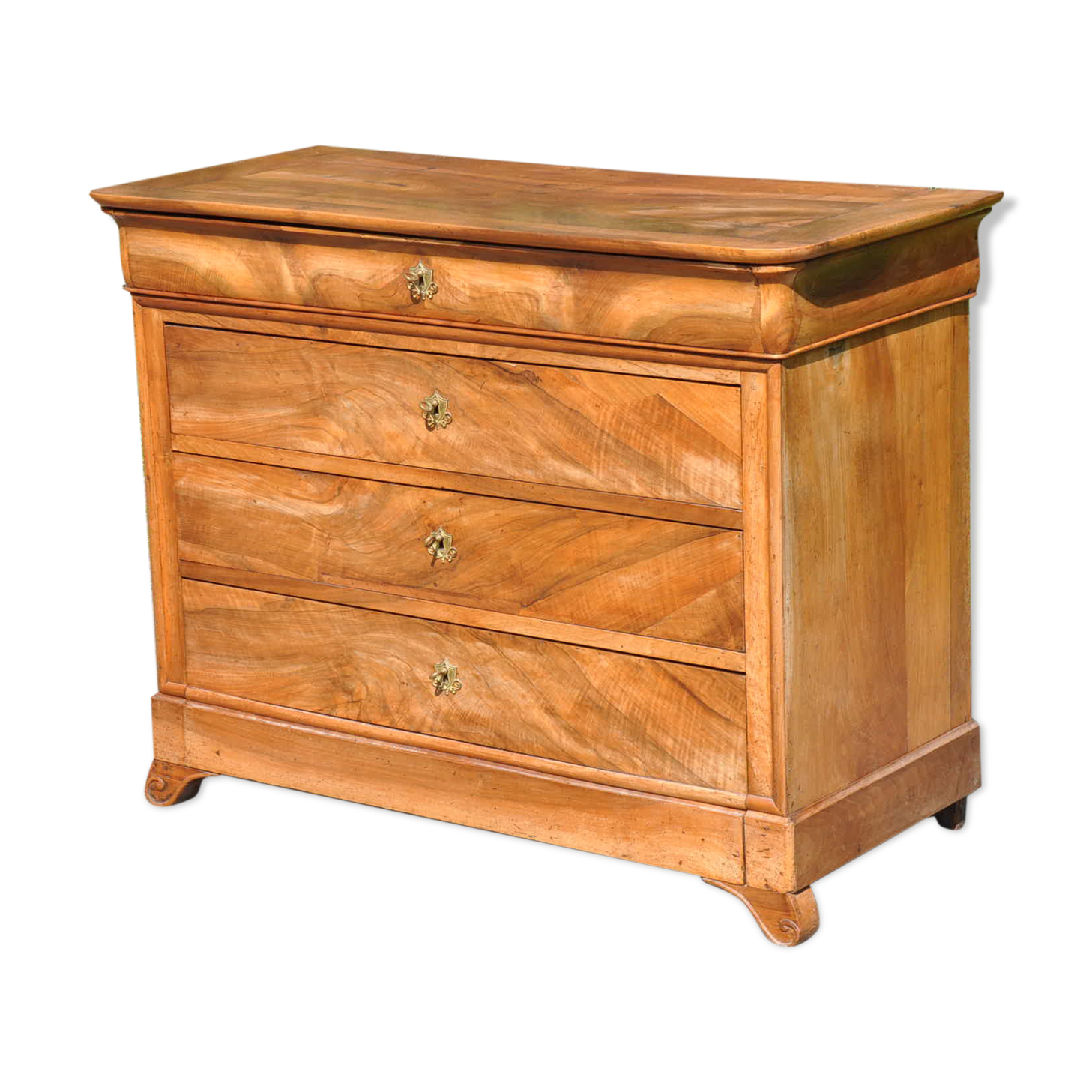 Old chest of drawers