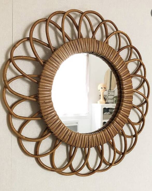 Miroir marguerite en rotin vintage