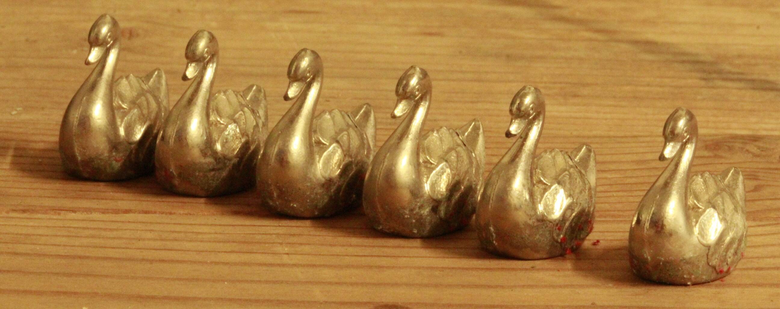 Old swan card holders