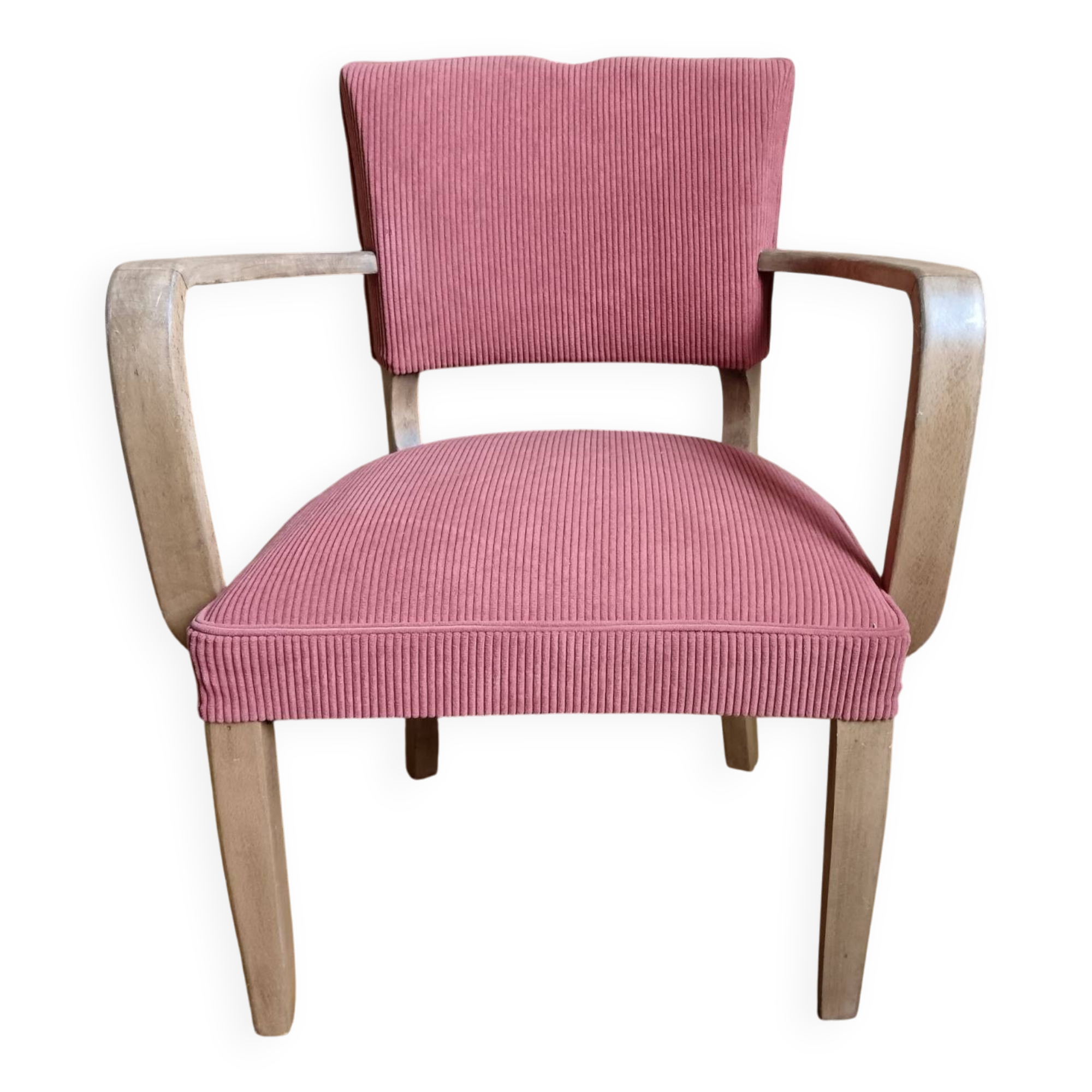 Refurbished bridge chair in red velvet