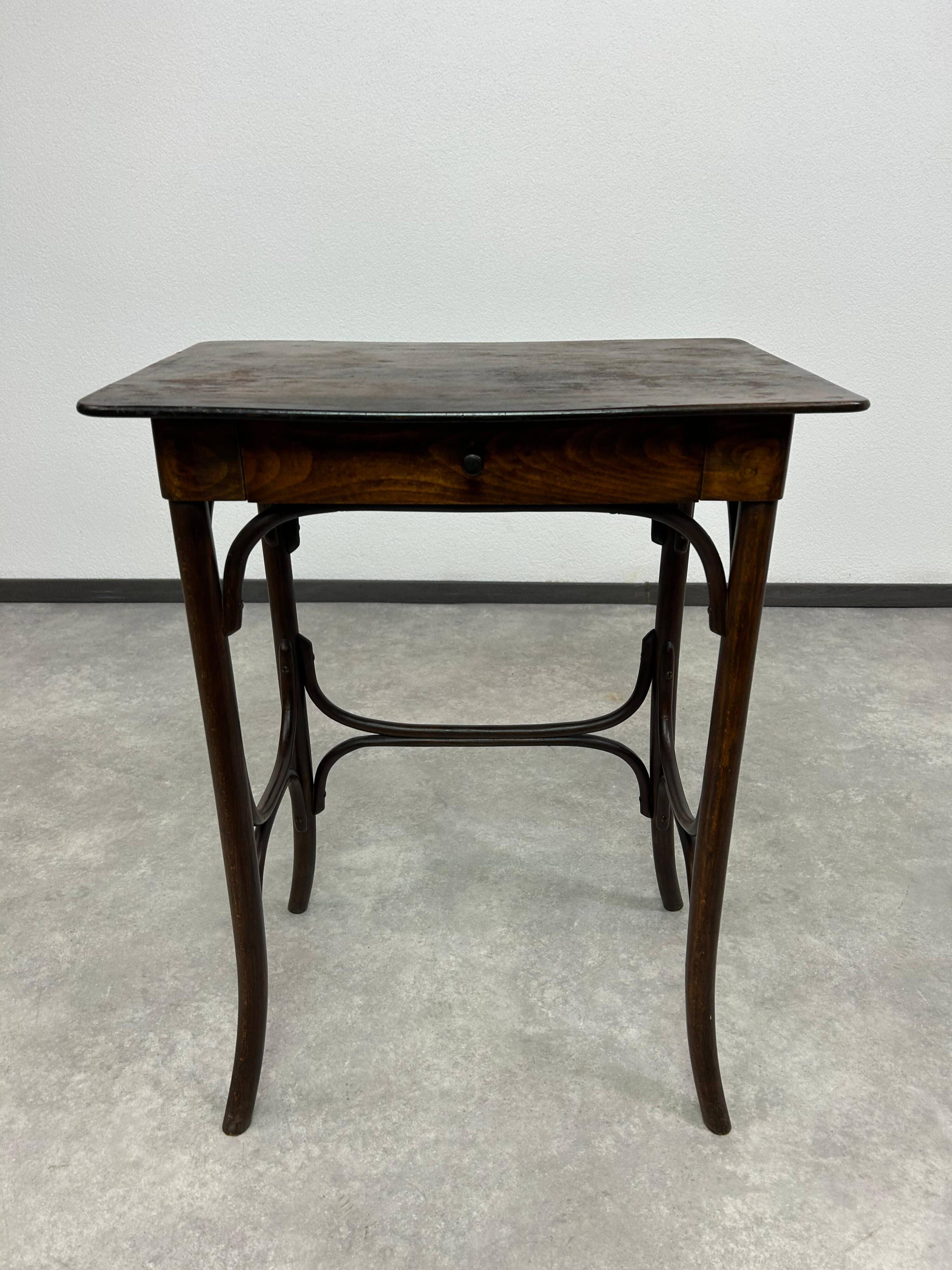 Bentwood side table by Thonet Debrecen