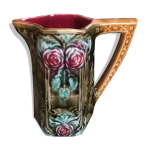 pichet en barbotine d’Onnaing