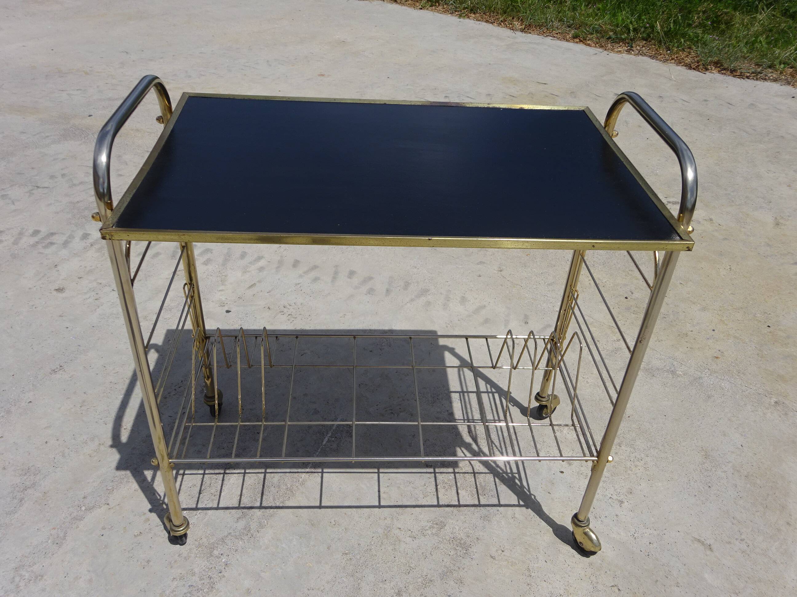 Serving trolley, vinyl record holder in golden brass