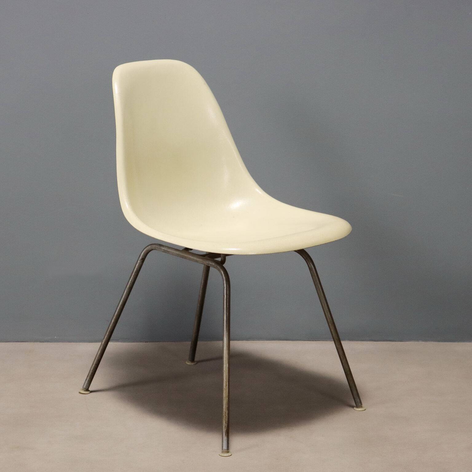 DSS chair by Charles & Ray Eames for Herman Miller - 1960s
