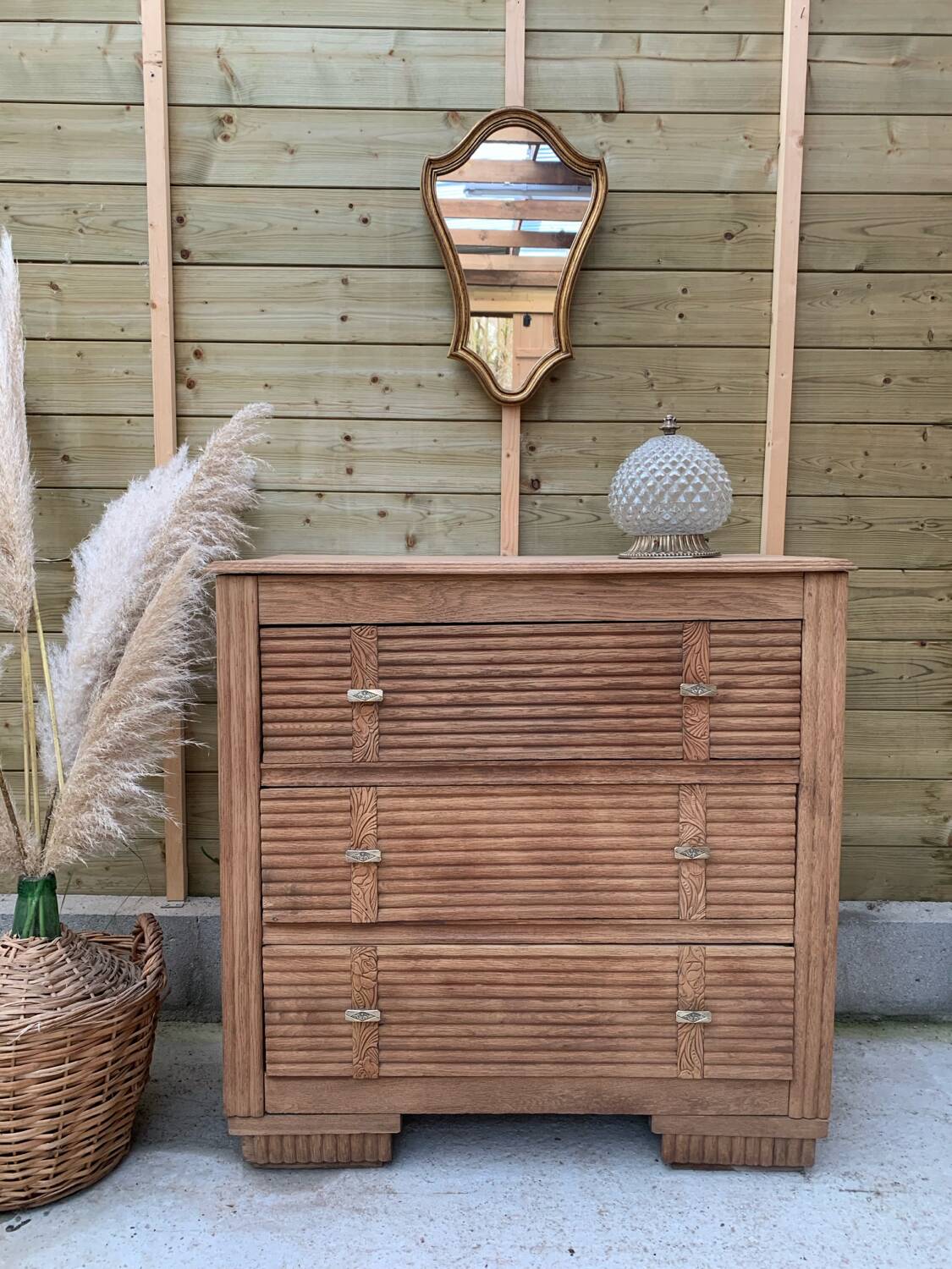 Art deco chest of drawers