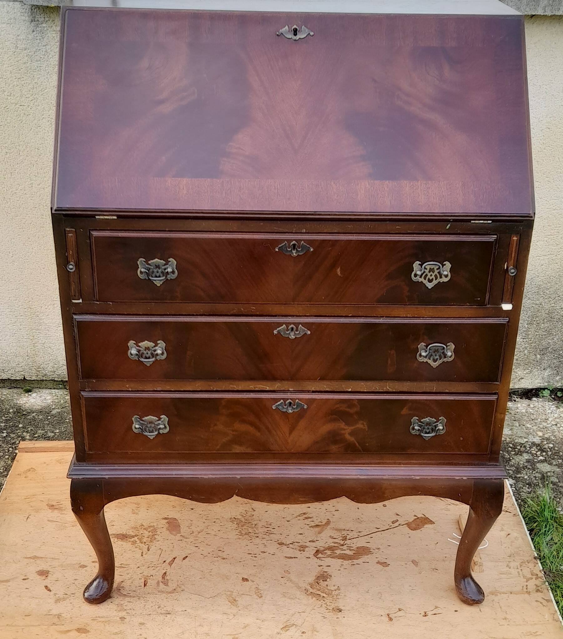 Mahogany-stained beech writing desk with keys H 106 cm