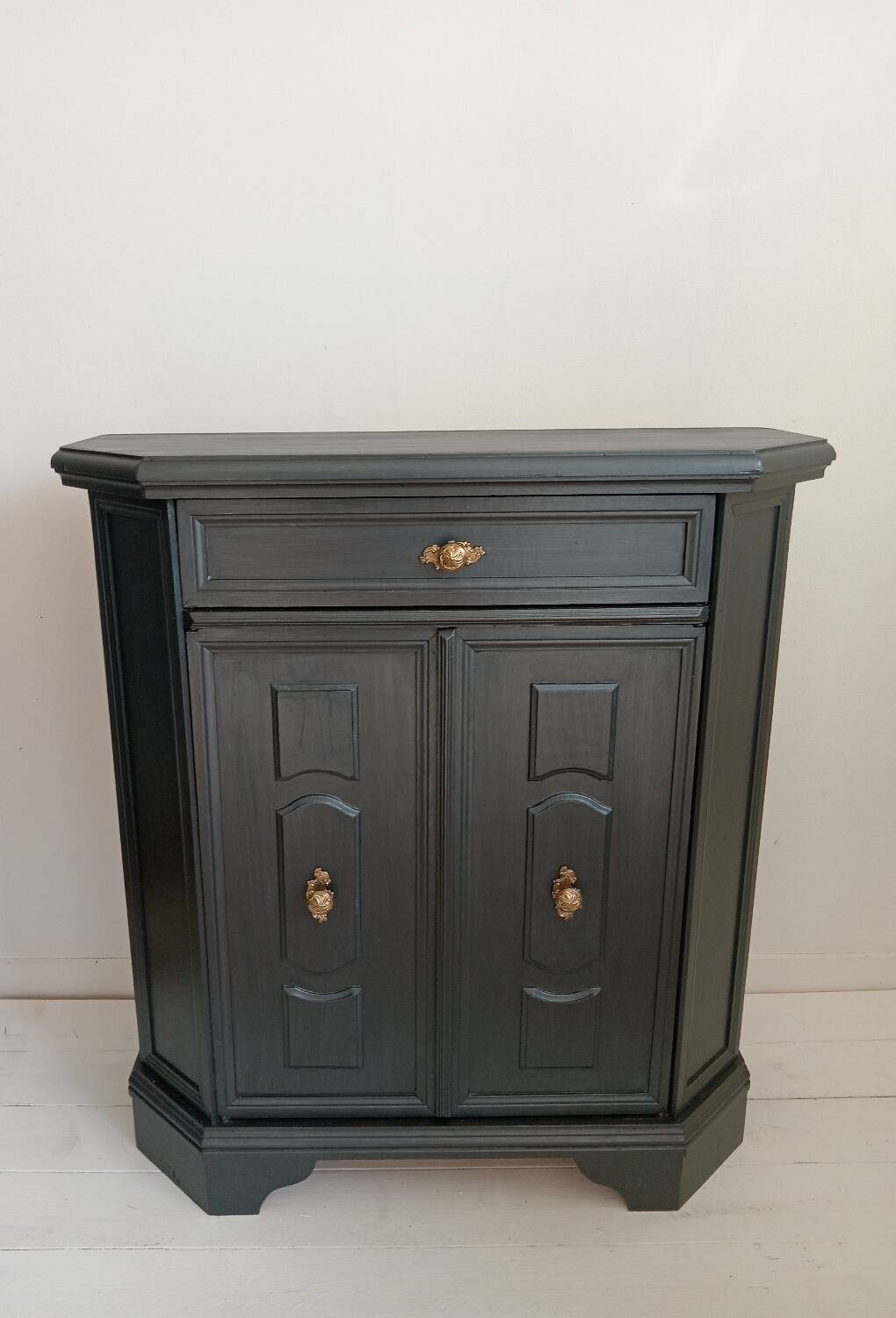 Buffet / Small buffet