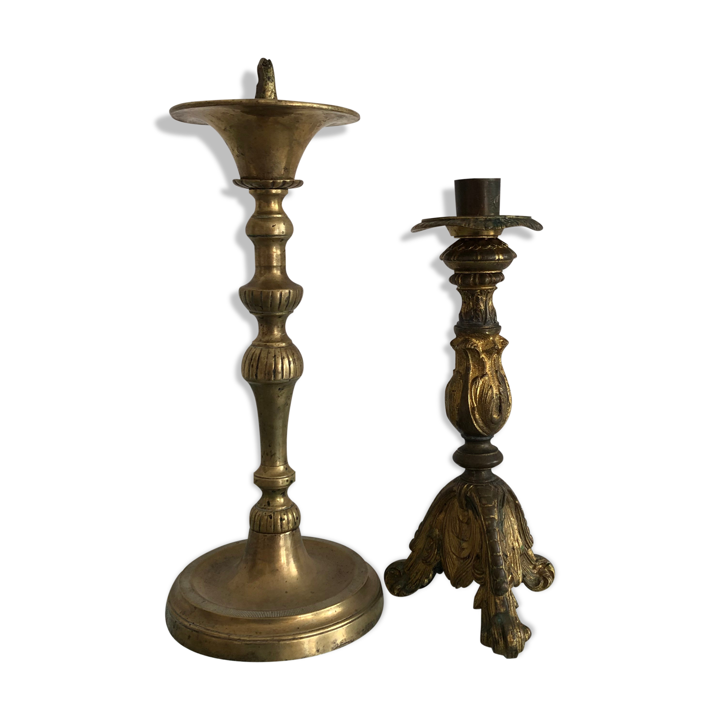 Duo de bougeoirs en bronze anciens