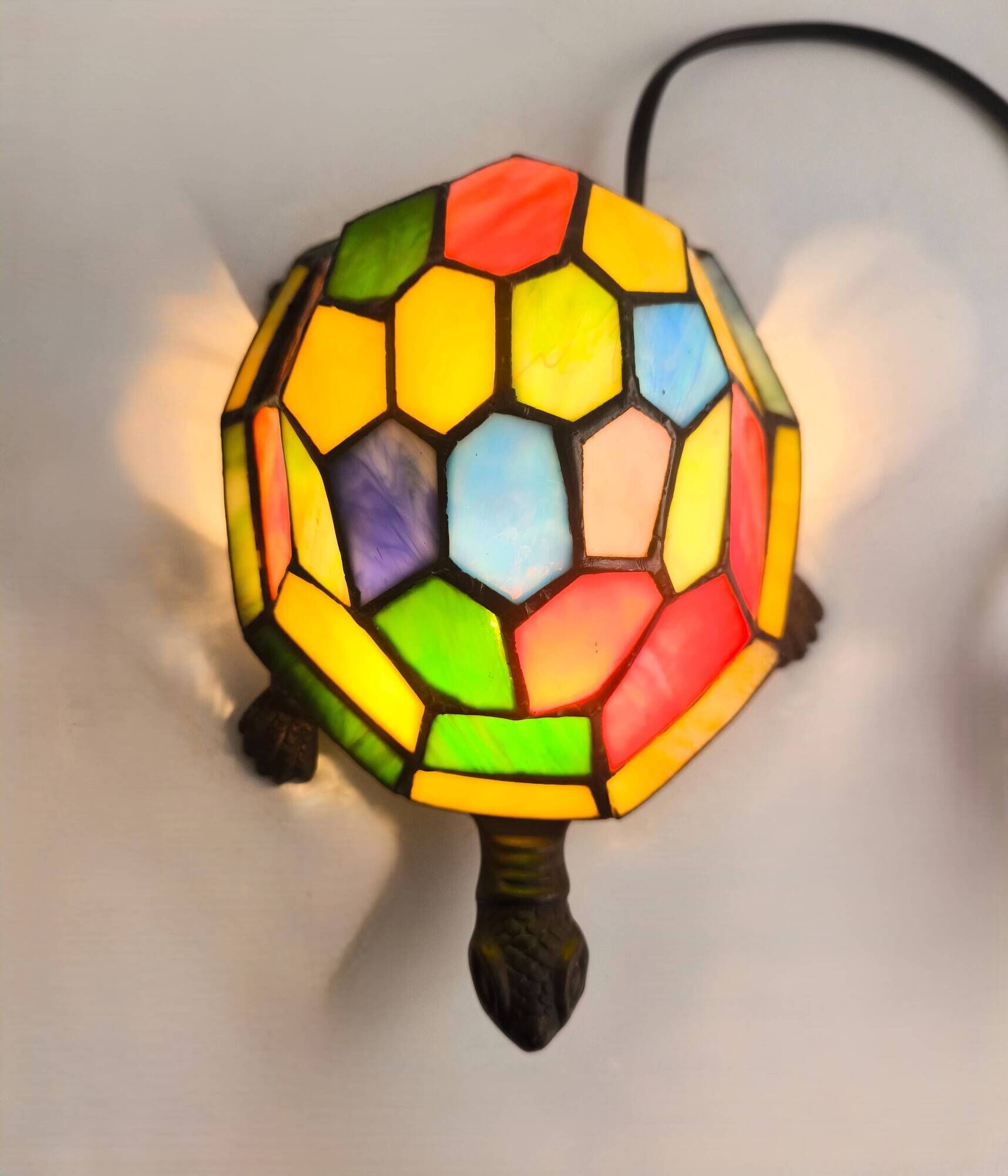 Tiffany Style lamp in the shape of a turtle from the 1980s.