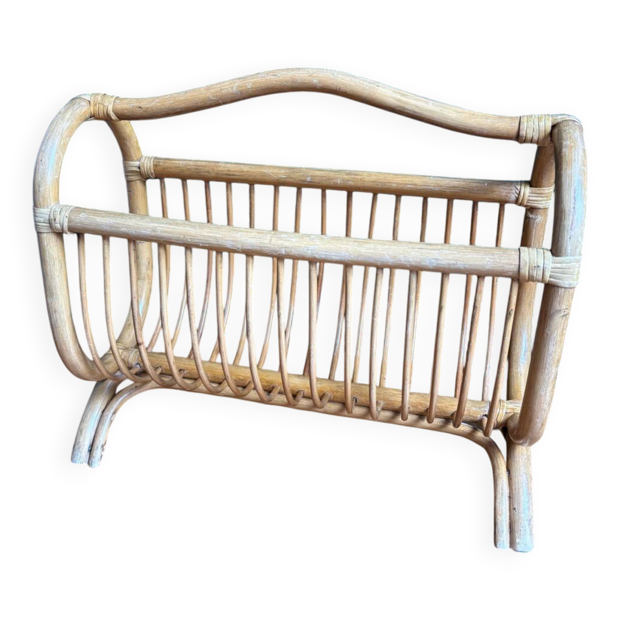 Wicker magazine rack