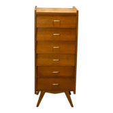 Oak chest of drawers